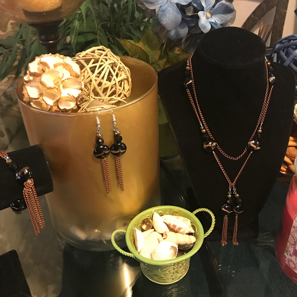 Custom handmade jewelry✨